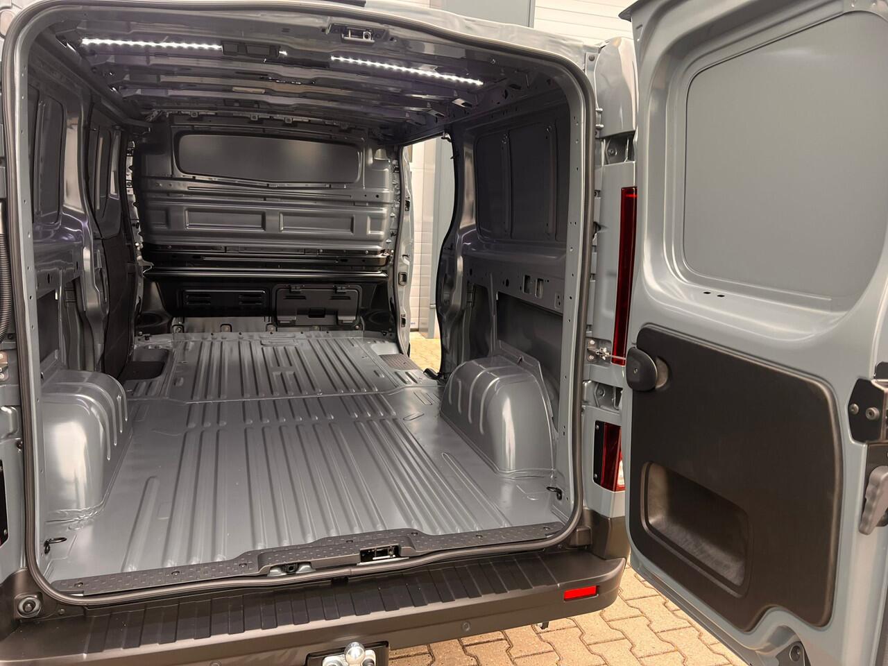 Renault TRAFIC 2.0 Blue dC1 150 T30 L2H1 Extra Dubbele schuifdeur VVB297 BPM vrij! Benut nu nog uw voordeel!