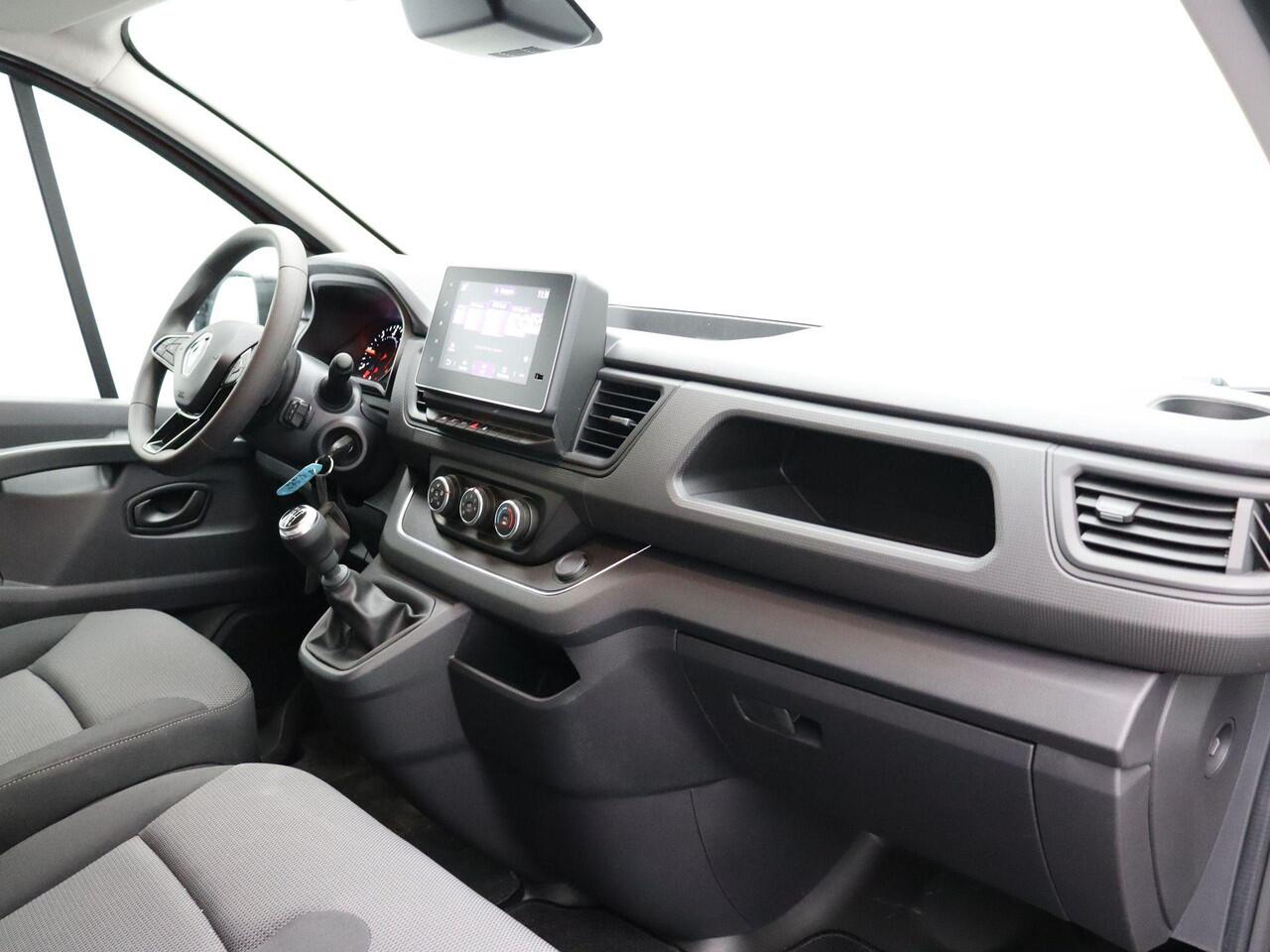 Renault TRAFIC 2.0 dCi 110pk T30 L2H1 Start | Trekhaak | BPM Voordeel | Hoge korting | Lage rente | Direct rijden | Vol opties |