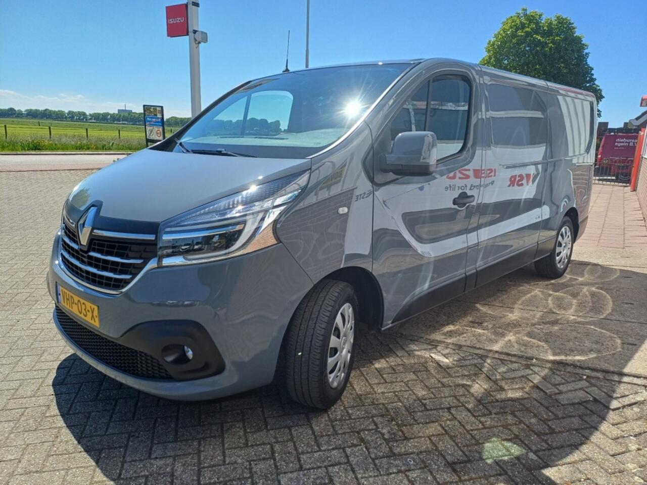 Renault TRAFIC 2.0 DCI 120 T29 L2H1 Work Edition 55DKM Carbolt Laadruimte bevei