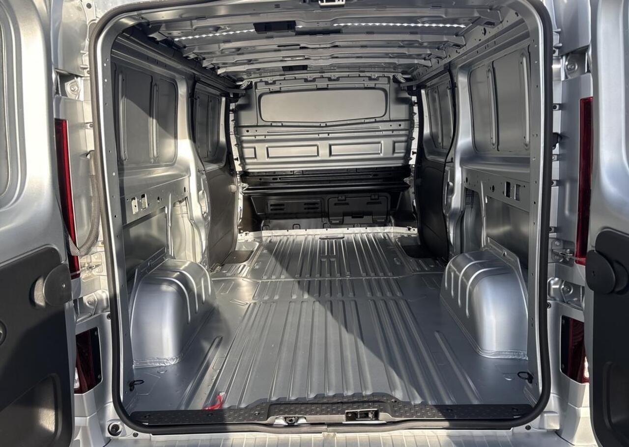 Renault TRAFIC 2.0 Blue dCi 170 EDC T30 L2H1 Extra - Zijschuifdeur links - 17" lichtmetalen velgen Noir - Reservewiel