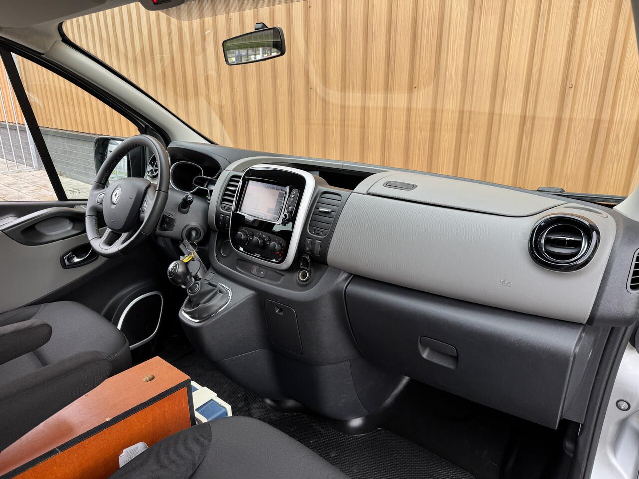 Renault TRAFIC 1.6 dCi T29 L2H1 DC Comfort | Marge | Airconditioning | Radio | Navigatie | Cruise Control | Bluetooth | Stop & Go | Multifunctioneel Stuurwiel |