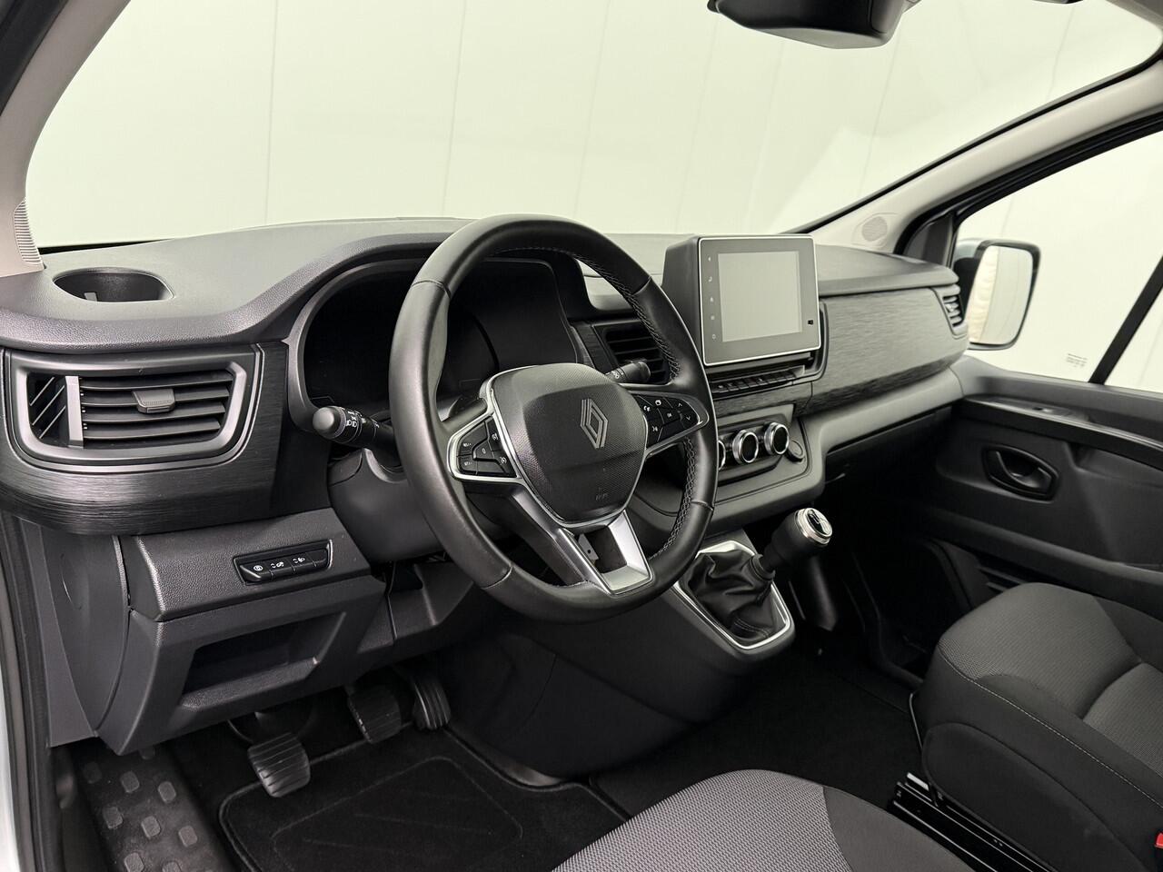 Renault TRAFIC 2.0Blue DCi 150PK Lang Dubbele Cabine | Navigatie | Camera | Airco | Cruise