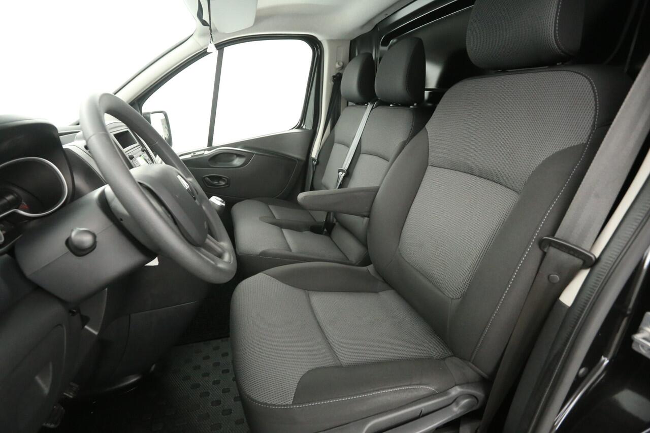 Renault TRAFIC 2.0 dCi T29 L2H1 | Euro6 | 145PK | Airco | Cruise | 3-Zits | Parkeersens.