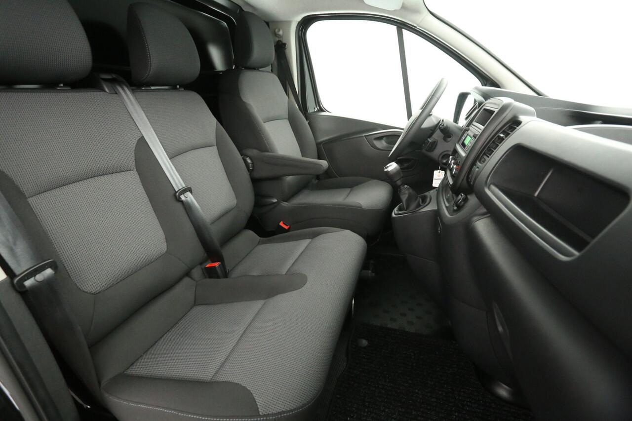 Renault TRAFIC 2.0 dCi T29 L2H1 | Euro6 | 145PK | Airco | Cruise | 3-Zits | Parkeersens.