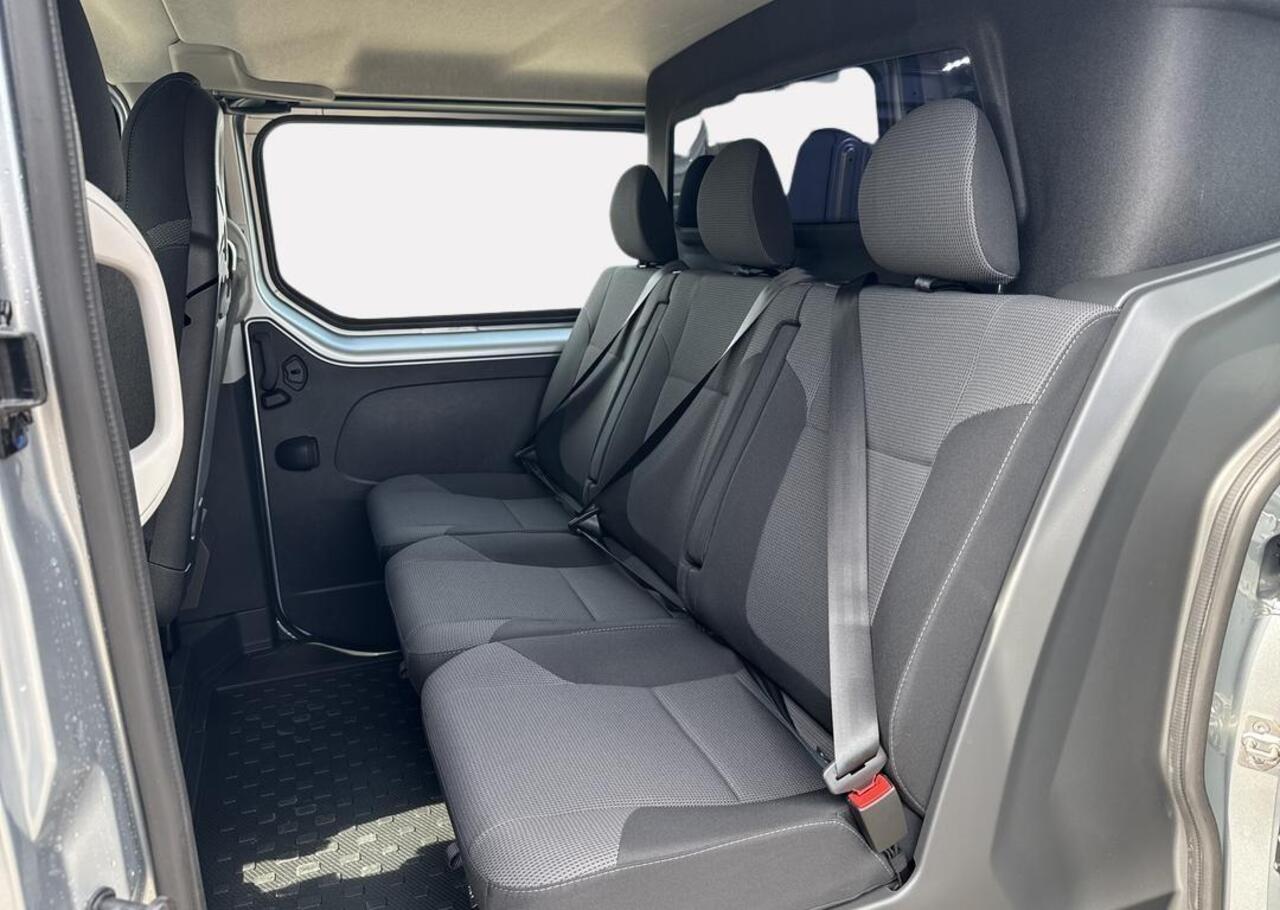 Renault TRAFIC 2.0 Blue dCi 130 T30 L2H1 Advance DC - Dubbele Cabine - Zijdeur link + rechts - EASY LINK navi - Additionele parkeerhulp - Houten laadvloer SNOEKS