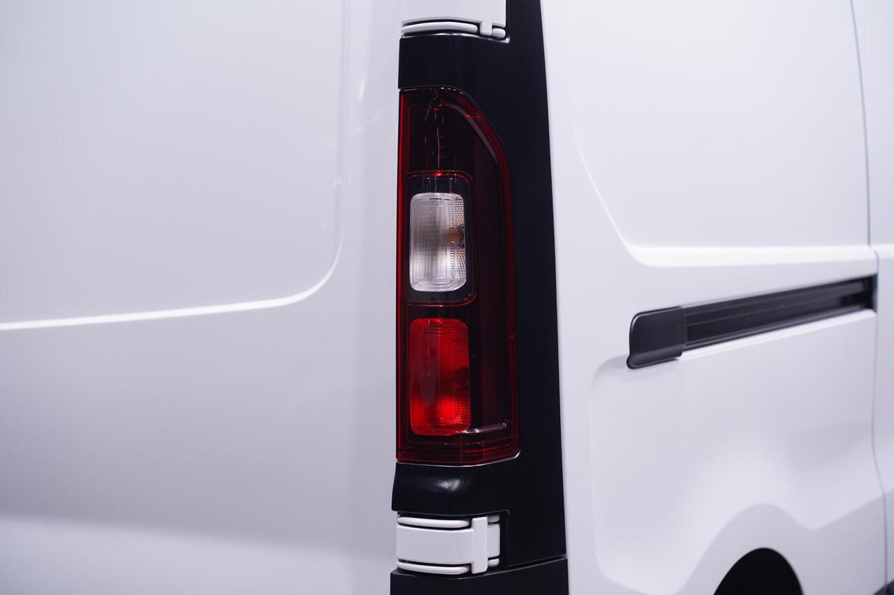 Renault TRAFIC 2.0 dCi 120 pk L2H1 Airco, LED Koplampen Laadruimte Pakket, PDC achter, 3-Zits