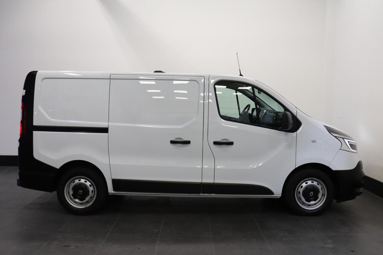 Renault TRAFIC 2.0 dCi 120PK - EURO 6 - Airco - Navi - Cruise - ¤ 11.900,- Excl.