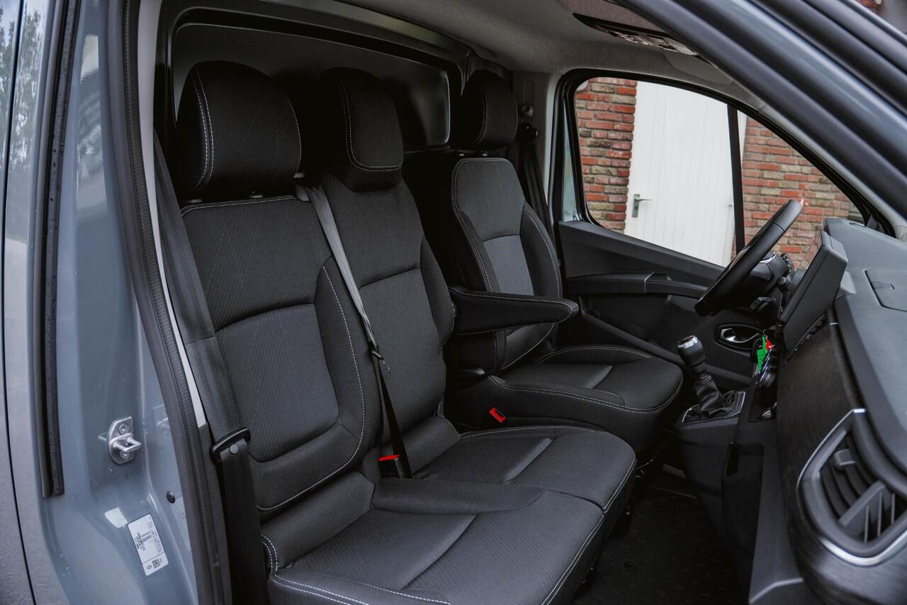 Renault TRAFIC 2.0 Blue dCi 130pk L2H1 Apple carplay/Anroid auto Renault Trafic 2.0 Blue dCi 130 T30 L2H1 Start