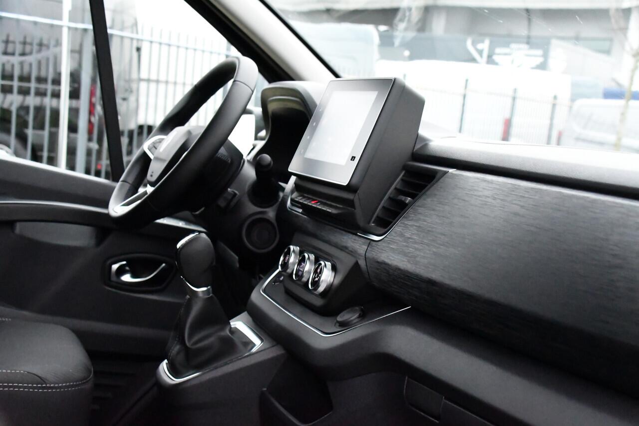 Renault TRAFIC 2.0 dCi EDC 170 L2H1 Extra DC PB Edition Cruise, Camera, Carplay, Stoelverwarming, 2 x Schuifdeur, Automaat, Sensoren, Trekhaak, Clima, BOM VOL!