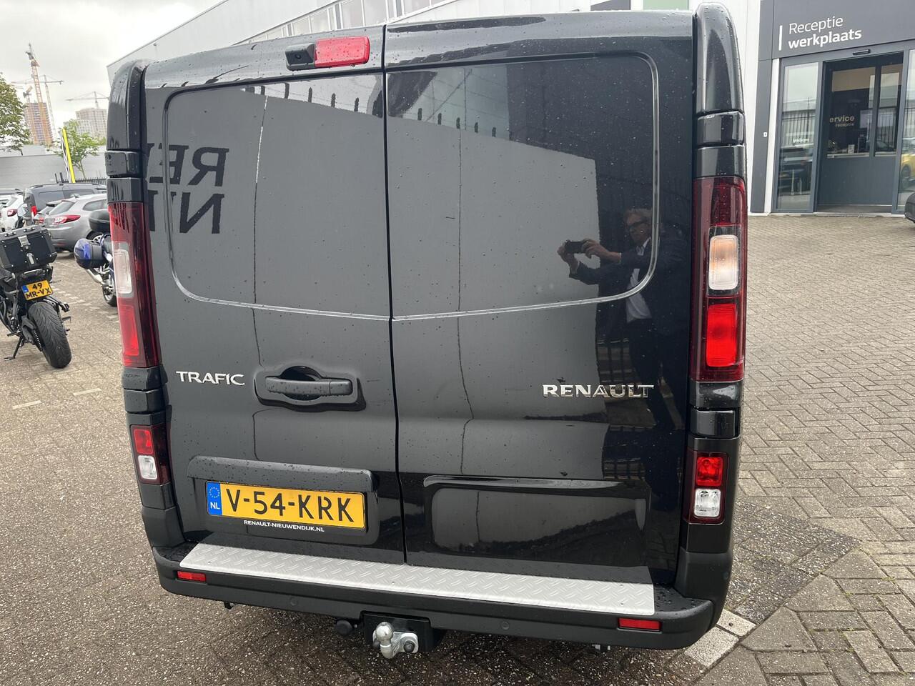 Renault TRAFIC 2.0 Blue dC1 150 EDC T30 L2H1 Advance / Demo Zuidoost / vraag naar beschikbaarheid