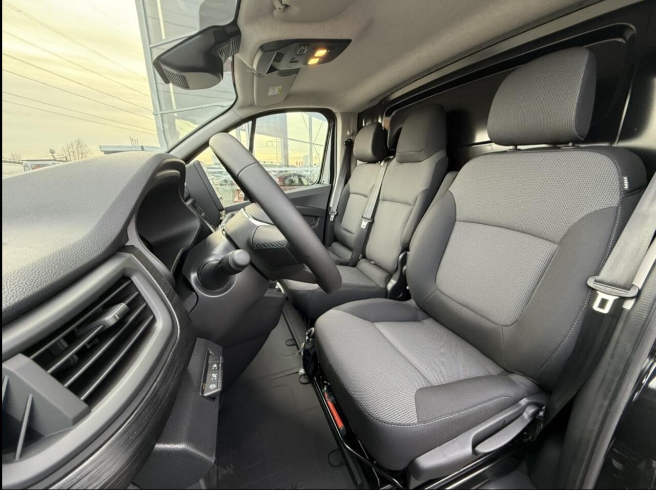 Renault TRAFIC 2.0 Blue dCi 130 T29 L2H1 Advance BPM VRIJ