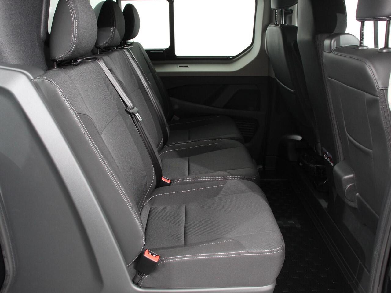 Renault TRAFIC 2.0 Blue dCi 150 Automaat L2H1 Adv. Dubbele Cabine Navigatie Airco Lichtmetalen velgen Betimmering Trekhaak Camera Parkeer sensoren Dab