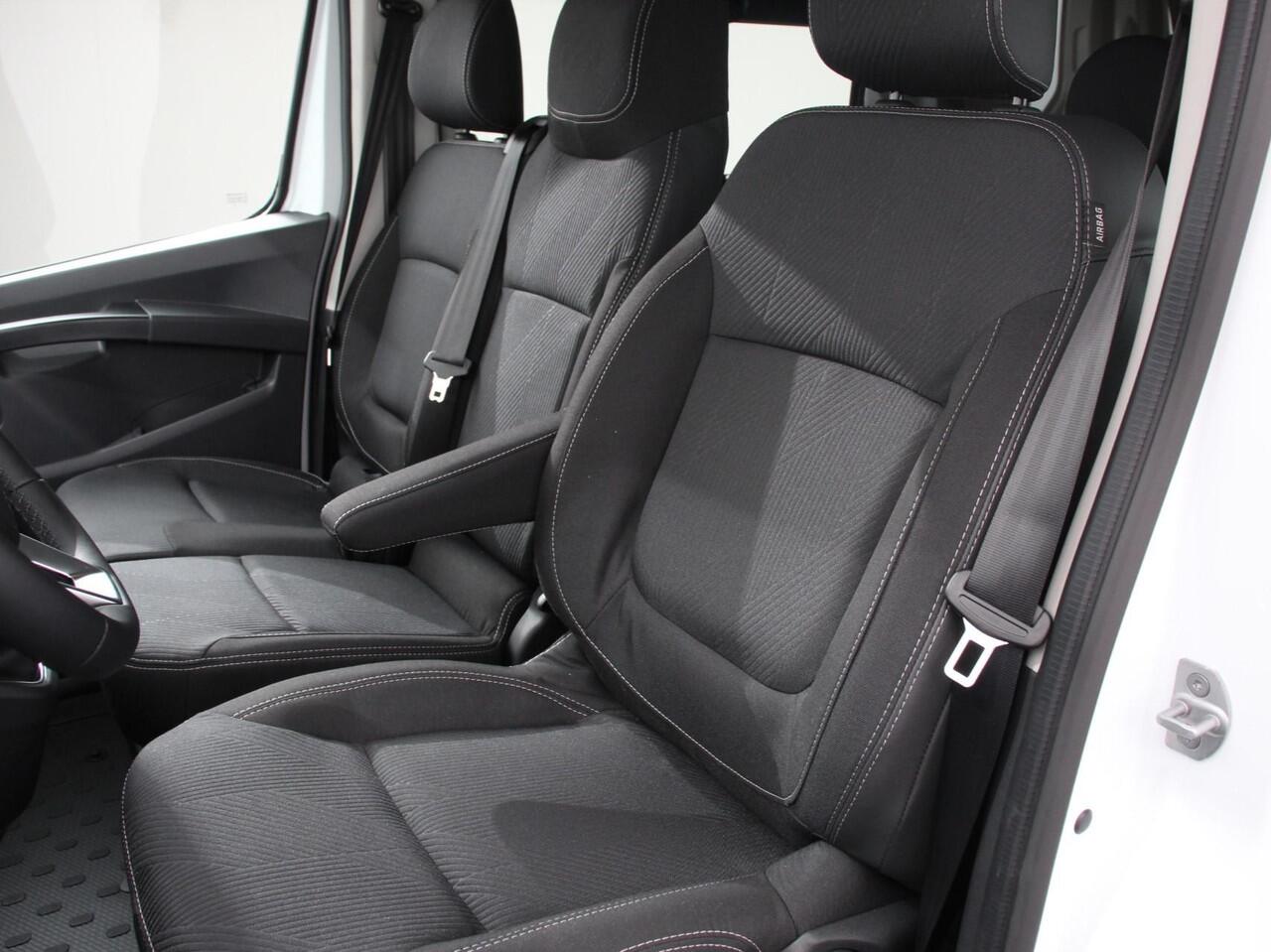 Renault TRAFIC 2.0 Blue dC1 150 Automaat L2H1 Advance DC Navigatie Airco Lichtmetalen velgen Betimmering Trekhaak Camera Parkeer sensoren Dab