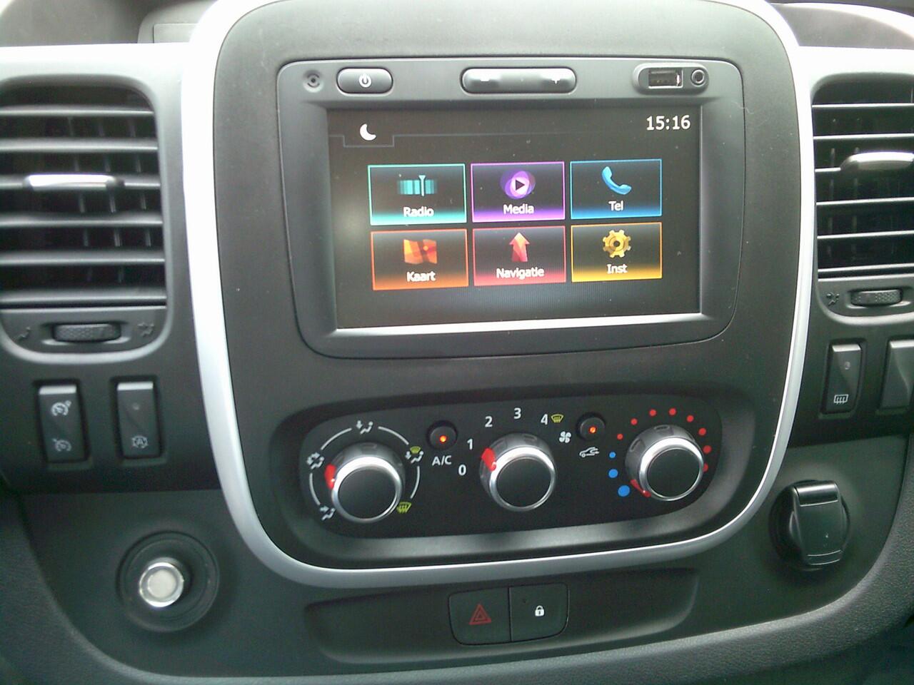 Renault TRAFIC 2.0 dCi 120 T29 L1H1 Comfort VOORZIEN VAN AIRCO+CRUISE+TREKHAAK !!