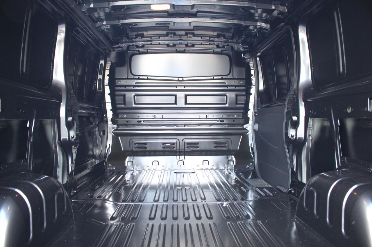 Renault TRAFIC 2.0 Blue dC1 150pk T30 L2H1 Advance | Carplay/Android | Camera | Lease 537,- p/m