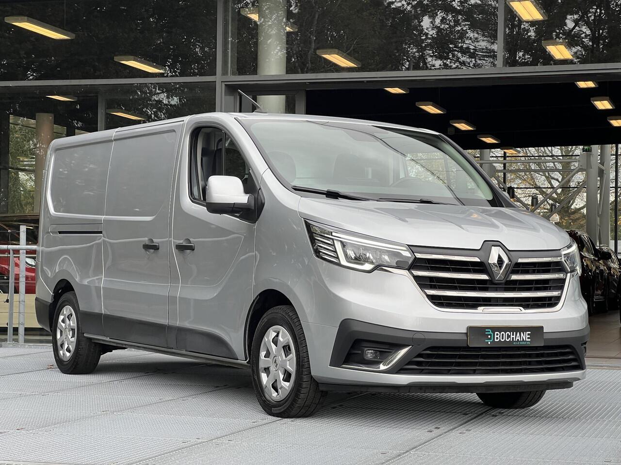 Renault TRAFIC 2.0 dCi 130 T30 L2H1 Work Edition | Navigatie | Trekhaak | Apple Carplay | Betimmering