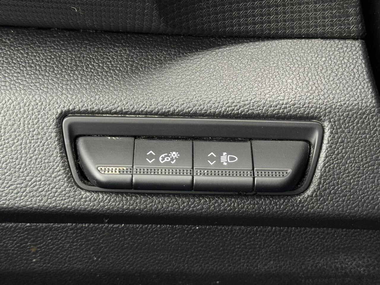 Renault TRAFIC 2.0 dCi 110 T30 L2H1 Comfort | Camera | Navi | Cruise | Carplay | Parkeersensor achter | Airco | ( Vesteging - Vianen )