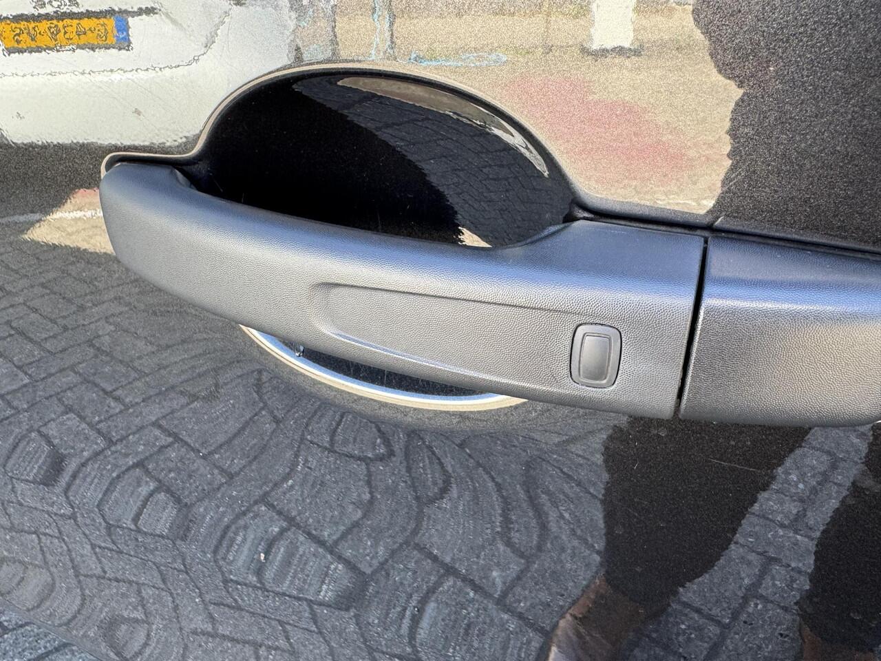 Renault TRAFIC E-Tech T29 L2H1 Advance 52 kWh / KEYLESS ENTRY / CLIMATE CONTROL / NAVIGATIE INCL. APPLE & ANDROIDCARPLAY / 22Kw BOORDLADER / SENSOREN EN CAMERA