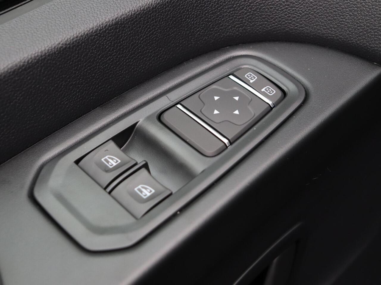 Renault TRAFIC 2.0 Blue dCi 150 EDC T30 L2H1 Advance | Trekhaak | Laadruimtepakket | Achteruitrijcamera | Vierseizoenbanden |