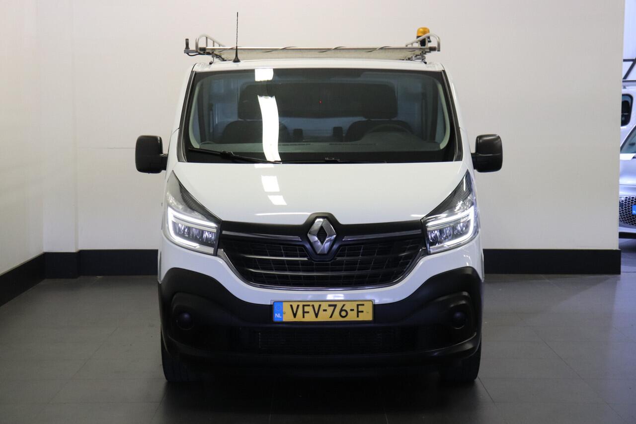 Renault TRAFIC 1.6 dCi EURO 6 - Airco - Cruise - PDC - Trekhaak - ¤ 10.900,- Excl.
