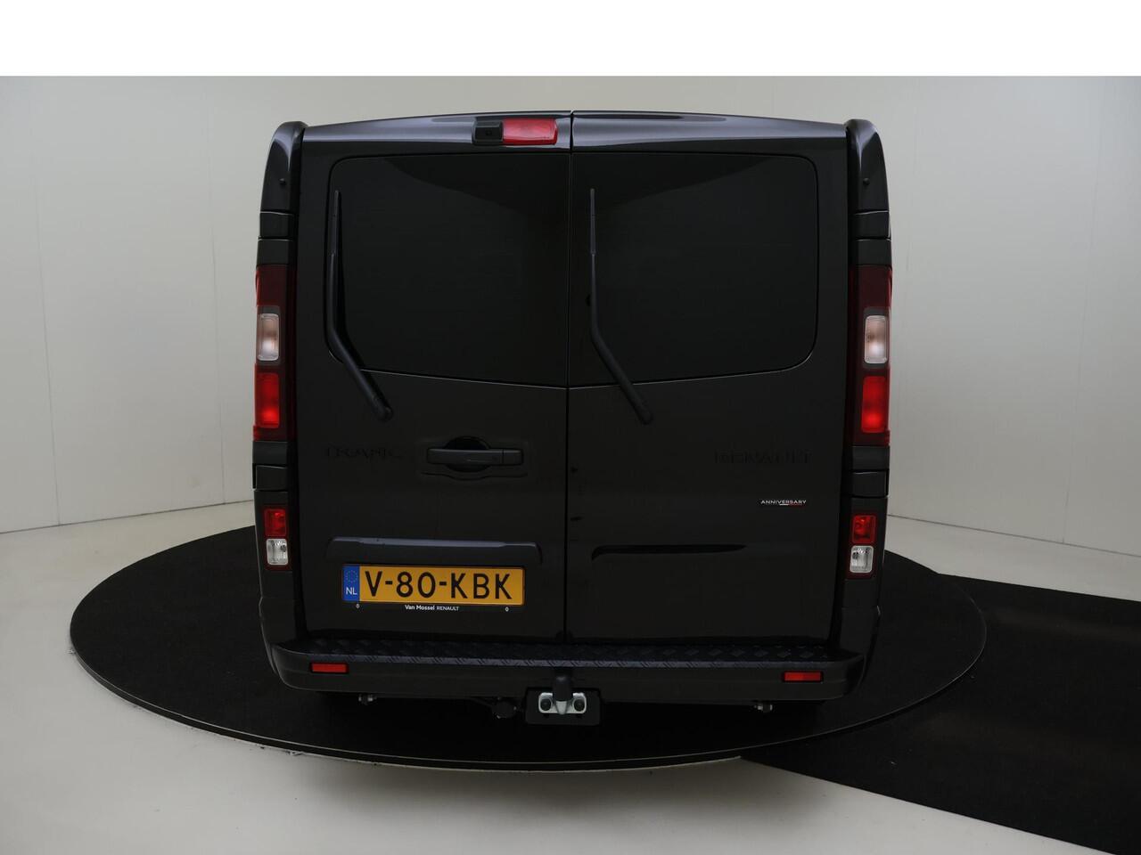 Renault TRAFIC 2.0 Blue dCi EDC 170 T29 L2H1 Extra DC