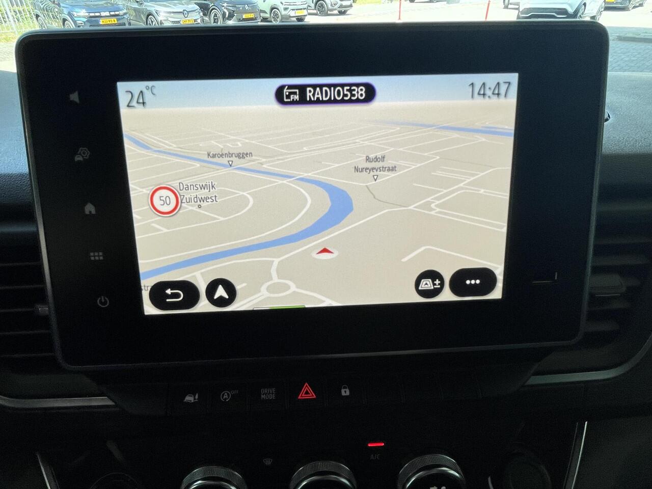 Renault TRAFIC 2.0 Blue dCi 170 DC T30 L2H1 Anniversary | BPM vrij | Direct leverbaar | Camera | Navigatie | Carplay