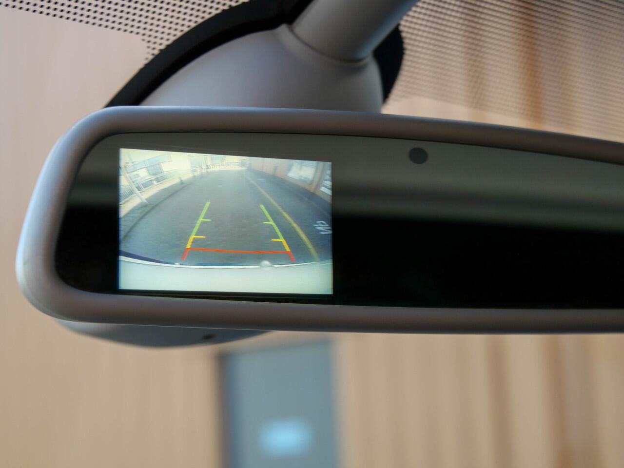 Renault TRAFIC 1.6 dCi T29 125PK L2H1 Work Edition | LEDER | CAMERA | CRUISE CONTROL | PDC |