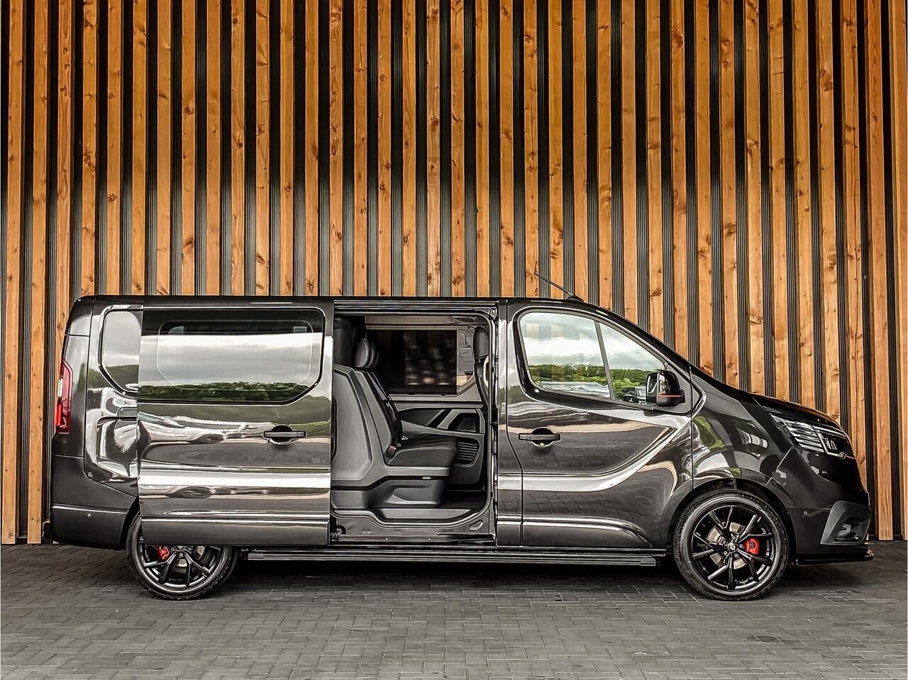 Renault TRAFIC 2.0 dCi 150PK Automaat Dubbele Cabine Luxe L2H1 | CAMERA | CRUISE | NAVI | COMFORTSTOELEN | ACHTERKLEP |