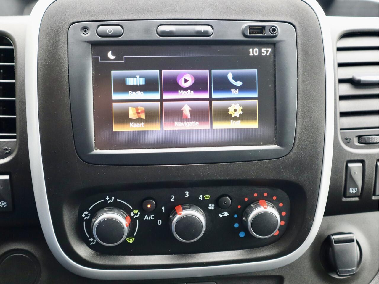 Renault TRAFIC 2.0 dCi 120PK LANG 32000KM!! MARGE-BTW VRIJ