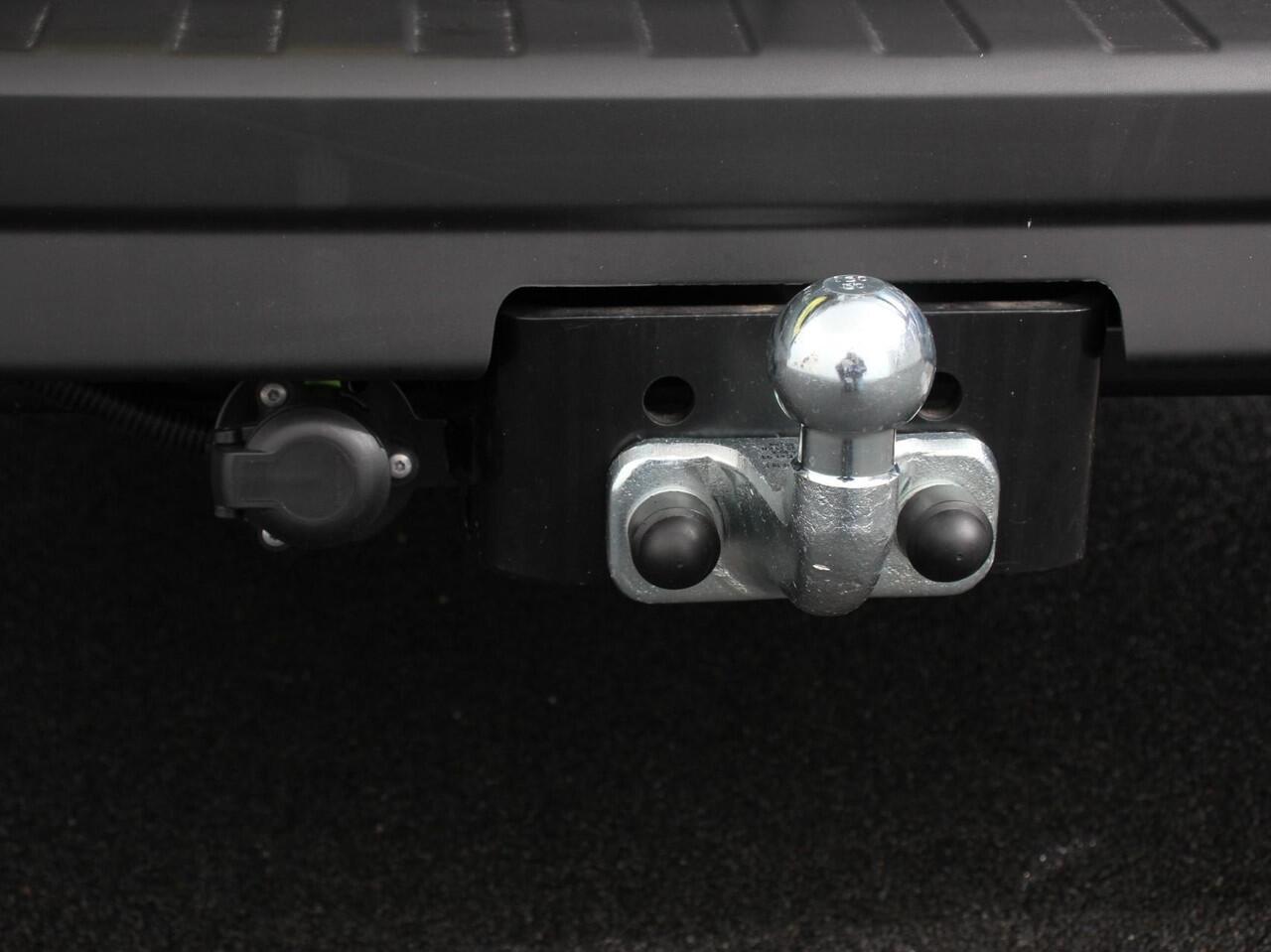 Renault TRAFIC 2.0 150PK L2H1 Advance Navigatie Airco Lichtmetalen velgen Trekhaak Camera Parkeer sensoren