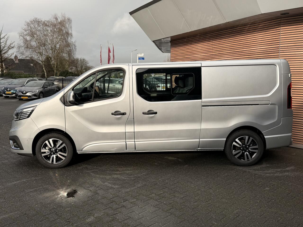 Renault TRAFIC 2.0 Blue dCi EDC 170 T29 L2H1 Extra DC Dubbele Schuifdeur / Betimmering / Trekhaak / Navi / Cruise / Camera