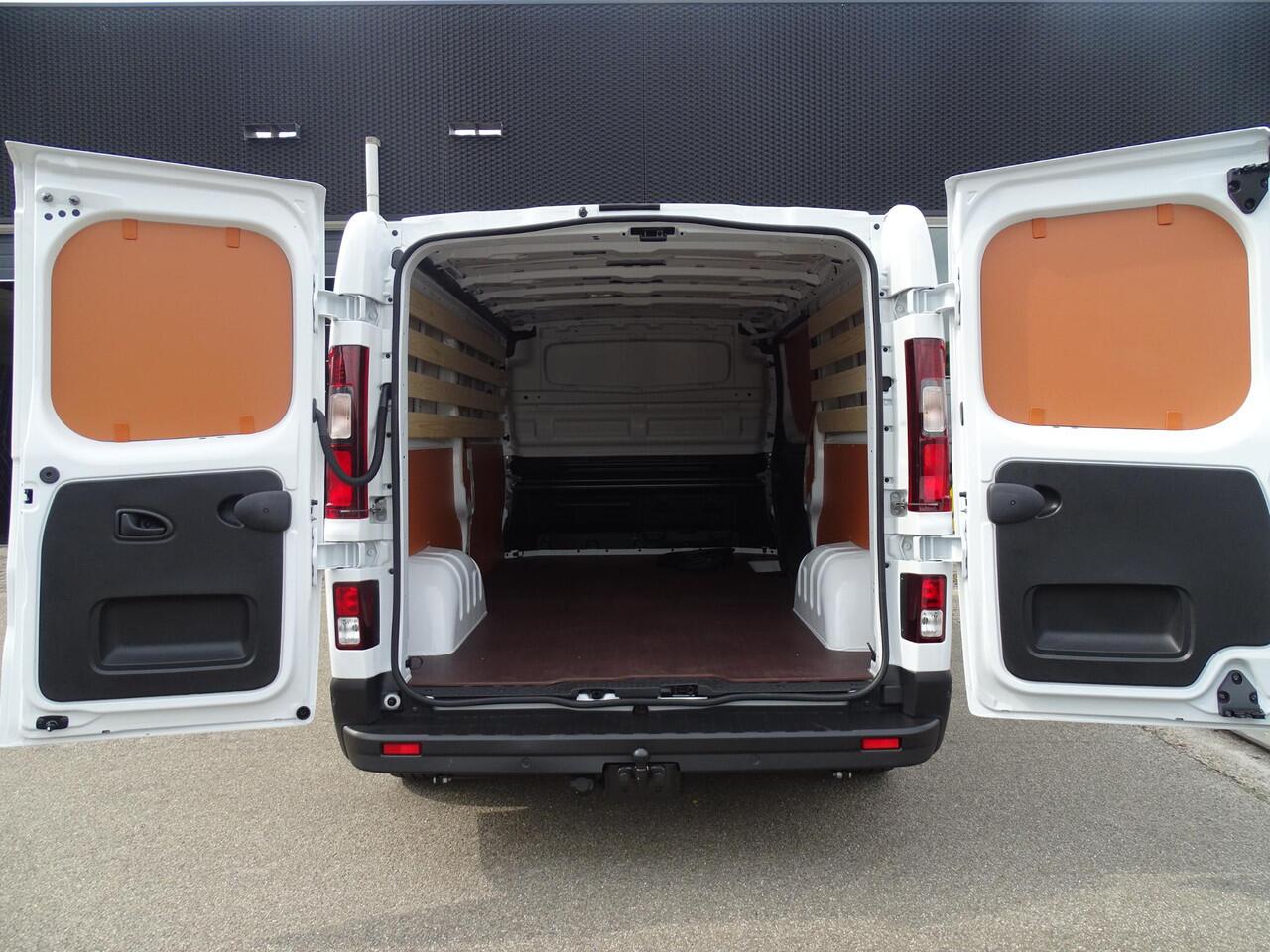 Renault TRAFIC E-Tech T29 L2H2 Advance 52 kWh PARKEERPAKKET / NAVI / TREKHAAK