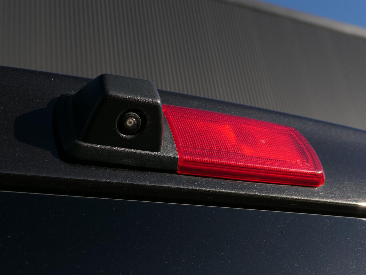 Renault TRAFIC Passenger 2.0 dCi 170 Grand Intens - INCL.BTW/BPM - AUTOMAAT! - Achterklep - Achteruitrijcamera - Sensor achter - Navi