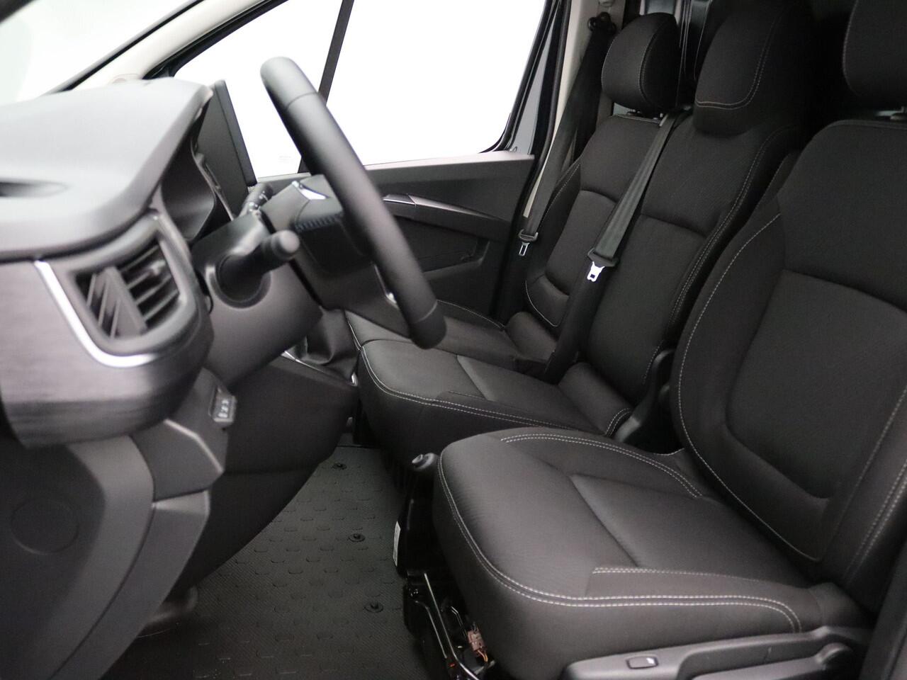 Renault TRAFIC 150pk Blue dCi EDC T30 L2H1 Extra Automaat Camera | Cruise | Navi | Parkeersens. v+a | Stoelverw. | Trekhaak