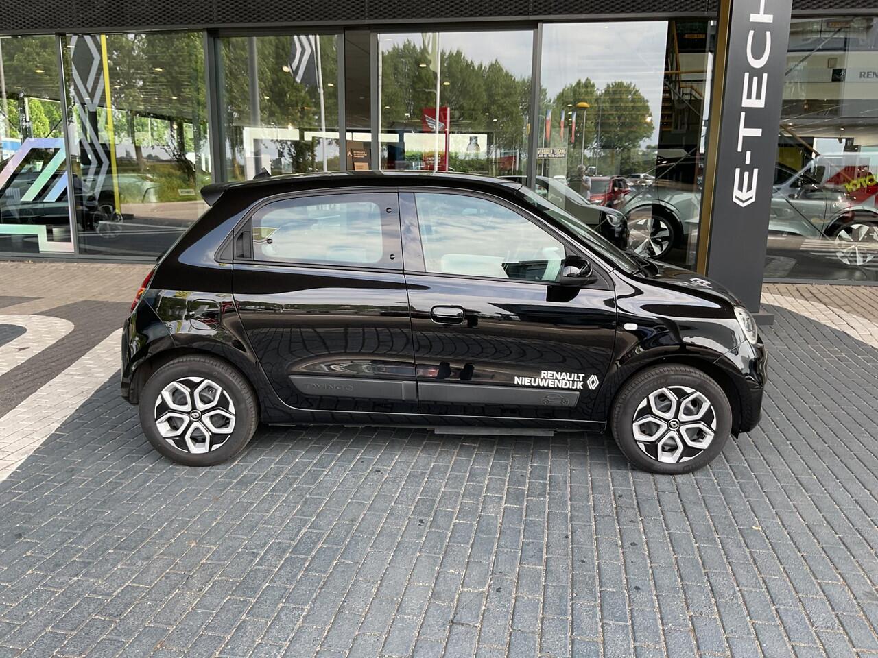 Renault TWINGO Z.E. R80 E-Tech Equilibre 22 kWh / Demo Hillegom / Vraag naar beschikbaarheid