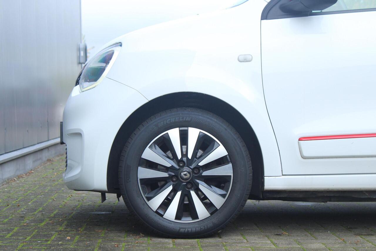 Renault TWINGO 1.0 SCe 65pk Intens | Apple Carplay | Cruise control | DAB | Parkeersensoren