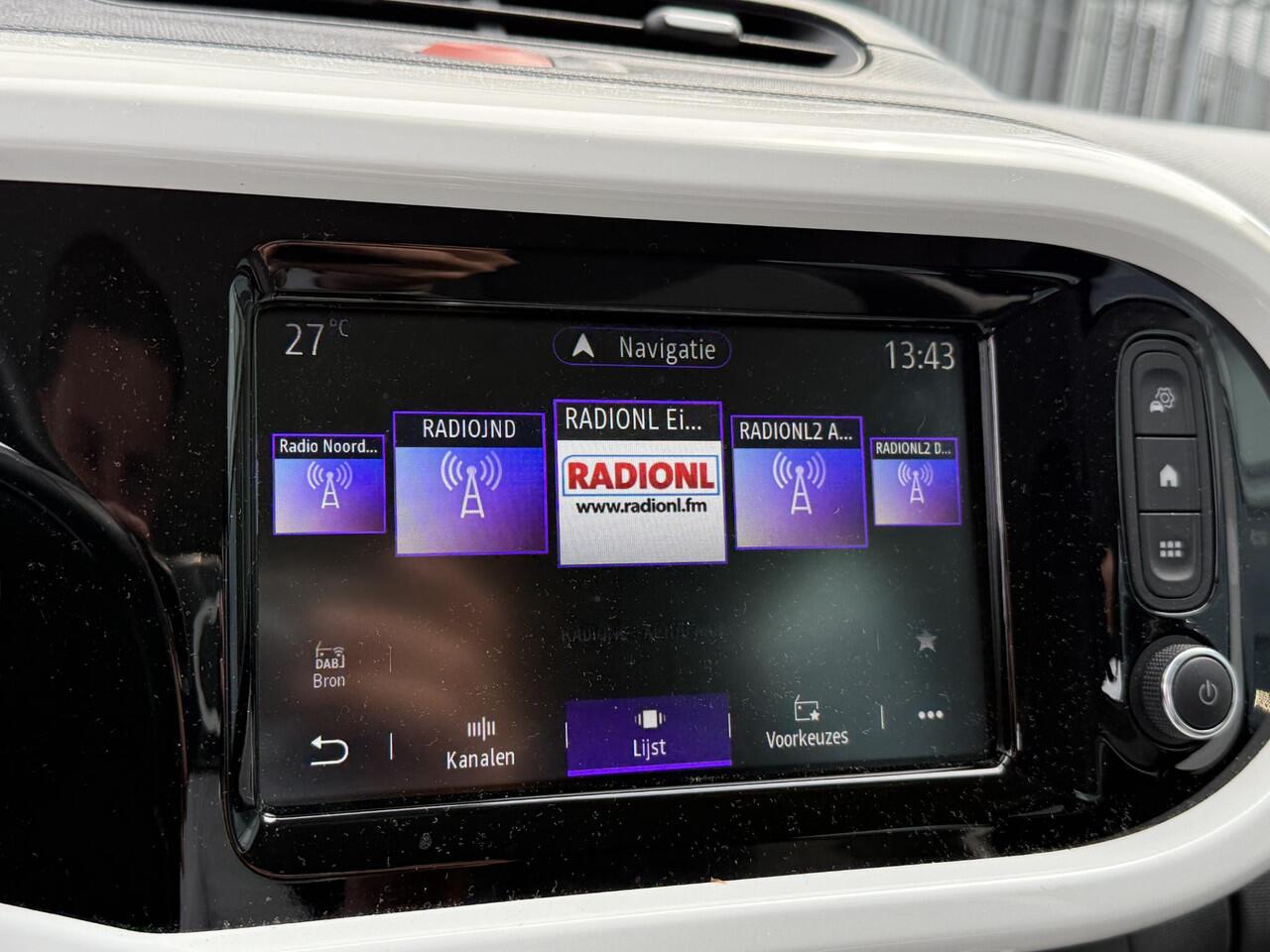 Renault TWINGO Z.E. R80 Collection | Automaat | Camera | Parkeerhulp | Navigatie | Dealer Onderhouden