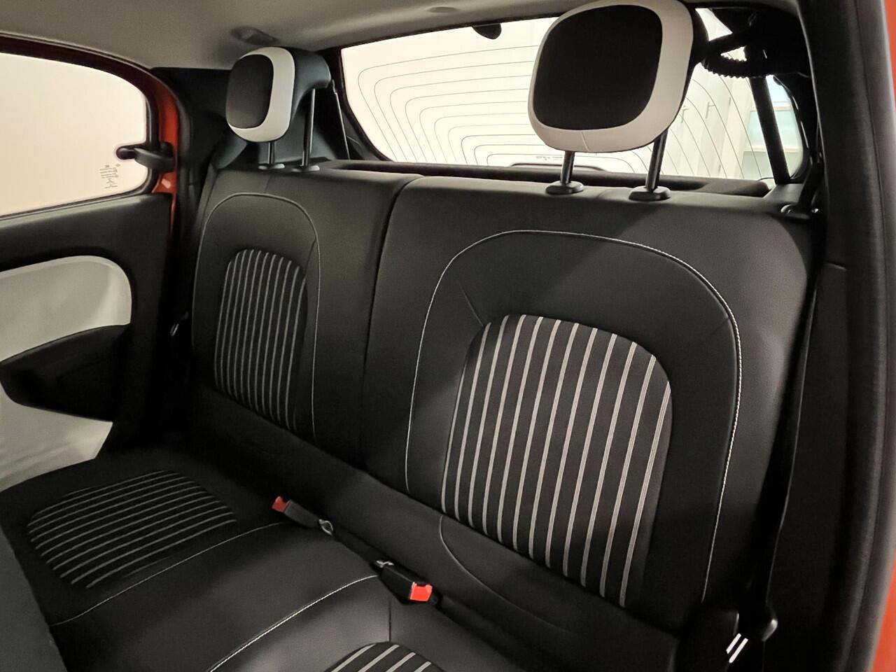 Renault TWINGO Z.E. R80 Intens | Navigatie | Climate Control | Cruise Control | Lichtmetalen velgen 15" | Lane Departure Warning