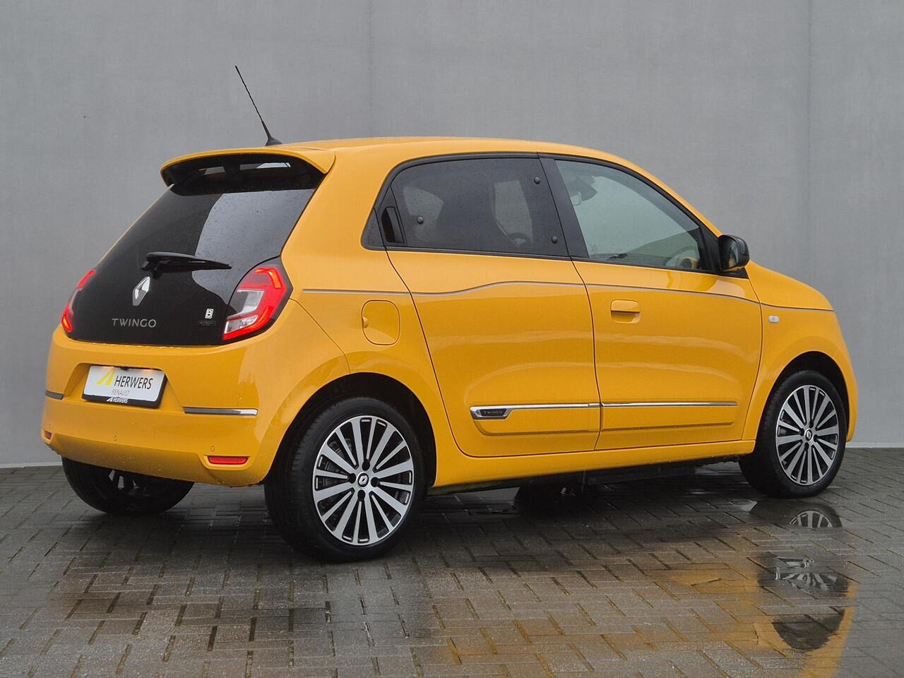 Renault TWINGO Z.E. R80 Intens Automaat / Accu SOH 96,74% / 22kWh WLTP 186 km stad 261 km / Apple Carplay Android Auto / Cruise control / Achteruitrijcamera / Climate control / Navigatie / Parkeersensoren achter / Lichtmetalen wielen 15" /