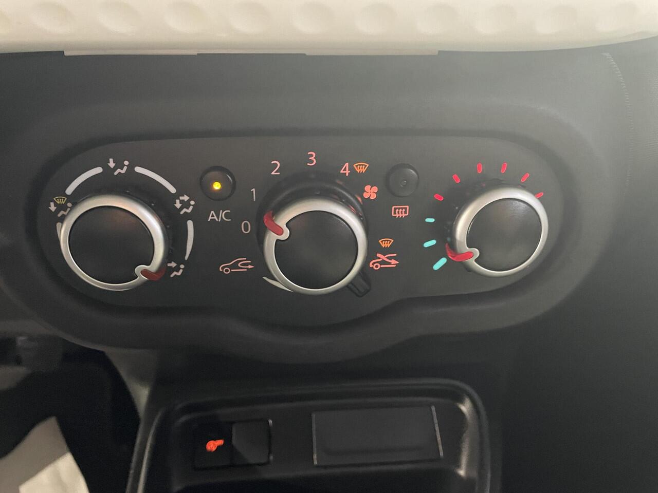 Renault TWINGO 1.0 SCe Collection Airco | Bluetooth tel en muziek |