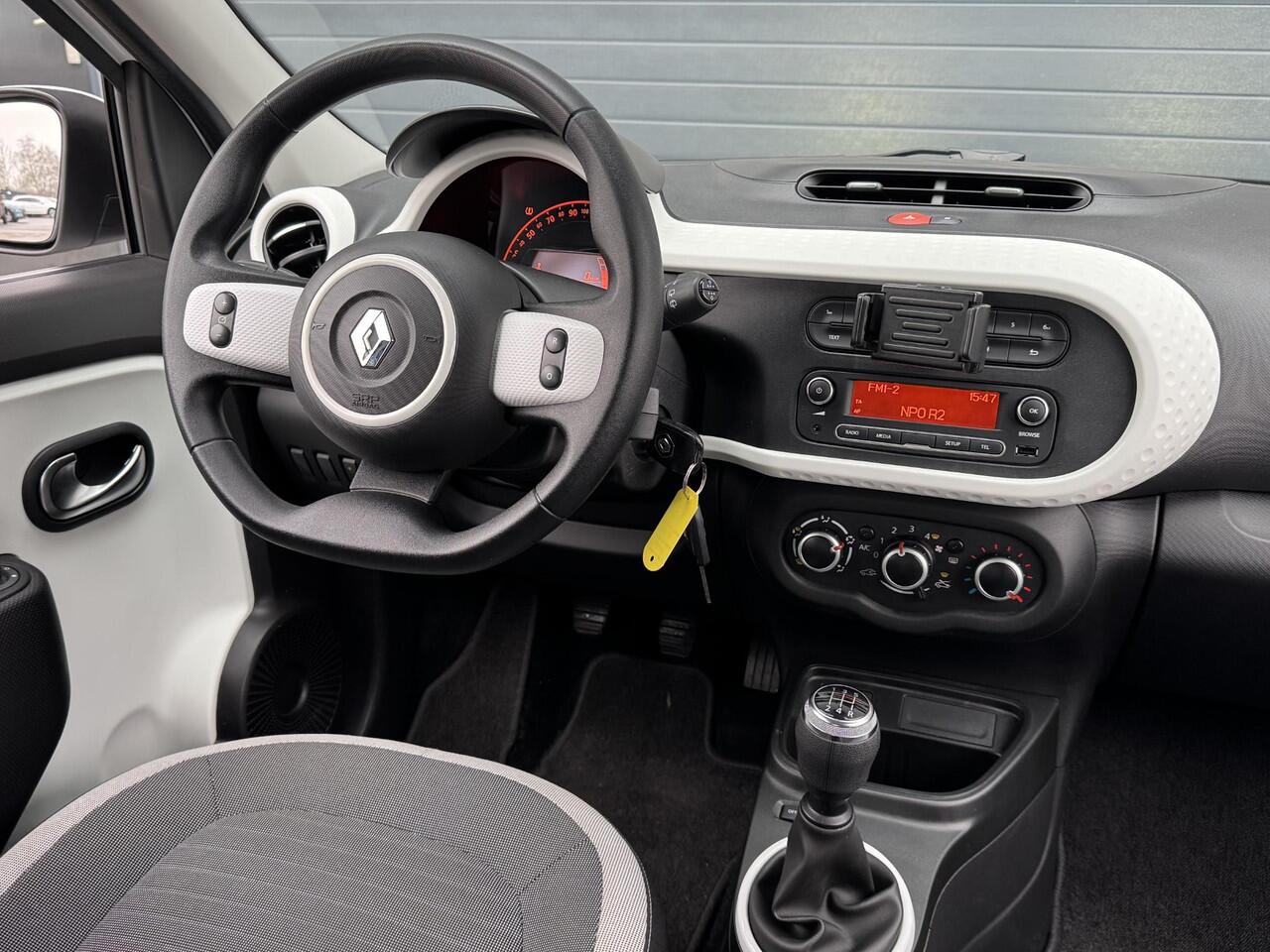 Renault TWINGO 1.0 SCE COLLECTION I AIRCONDITIONING I PARKEERSENSOREN I ALL-IN PRIJS
