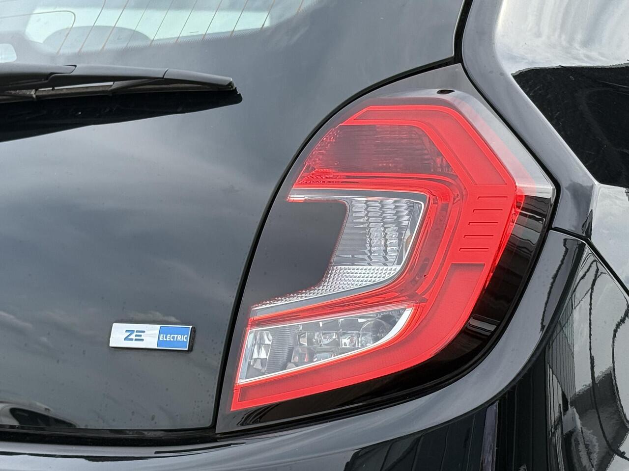 Renault TWINGO Z.E. R80 Collection | Automaat | Camera | Parkeerhulp | Navigatie | Dealer Onderhouden