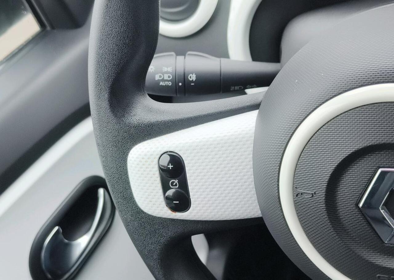 Renault TWINGO 1.0 SCe Collection
