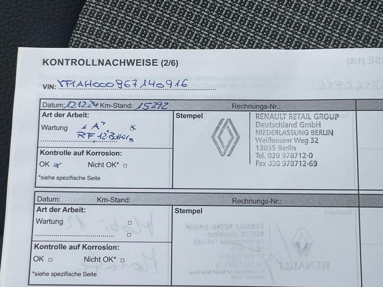 Renault TWINGO Z.E. R80 Série Limitée Vibes / Dealer onderhouden / Accu SoH 95,19 % / WLTP 186 km stad 261 km / Navigatie via Apple Carplay Android / Stoelverwarming / 16" LM wielen met All Season banden /