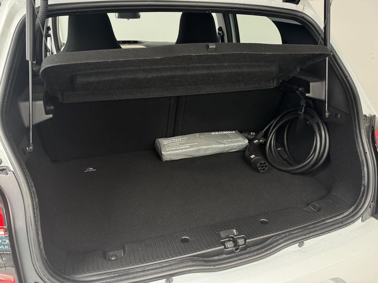 Renault TWINGO Z.E. R80 Collection | Navigatie | Apple Carplay/Android Auto | SOH 95,9% |