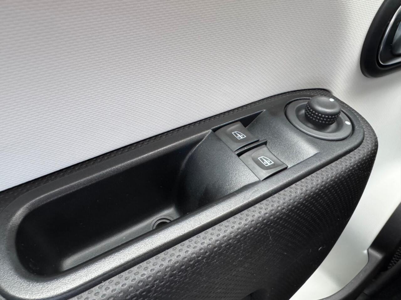 Renault TWINGO 1.0 SCe Collection Facelift