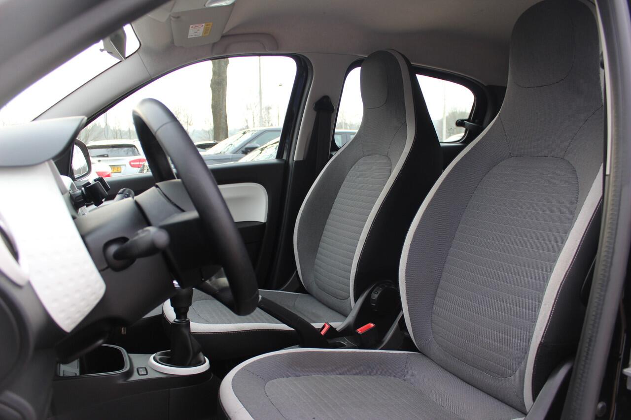 Renault TWINGO 1.0 SCe Collection / Bluetooth / Radio / DAB / Getint glas / LED Dagrijverlichting / Airco