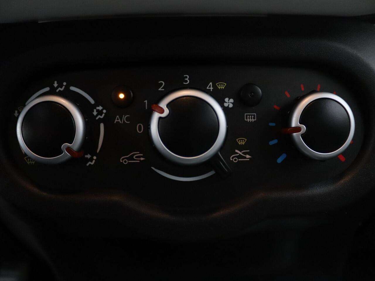 Renault TWINGO 75pk SCe Collection Airco | Begrenzer | Carplay