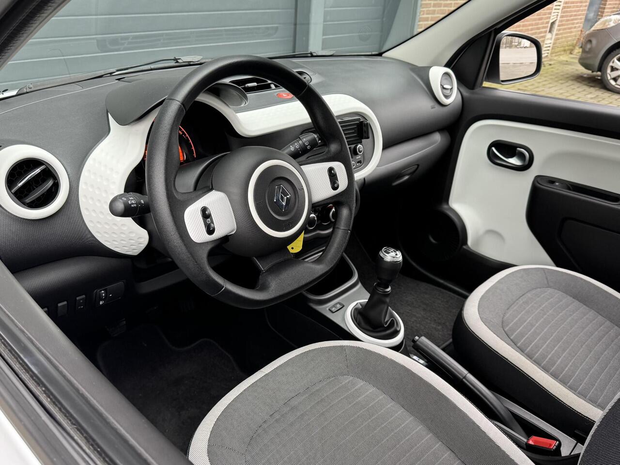 Renault TWINGO 1.0 SCE COLLECTION I AIRCONDITIONING I PARKEERSENSOREN I ALL-IN PRIJS