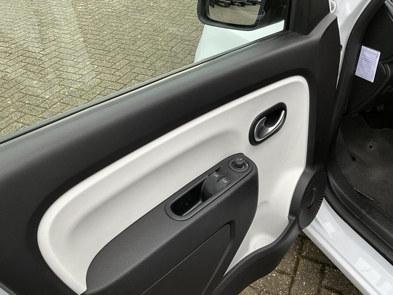 Renault TWINGO 1.0 SCe Collection